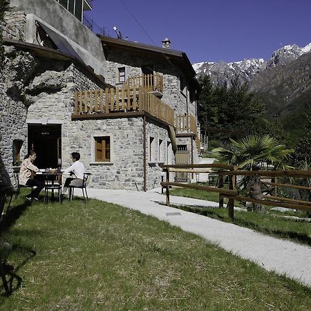Agriturismo Crotto Di Somana Манделло-дель-Ларио Экстерьер фото