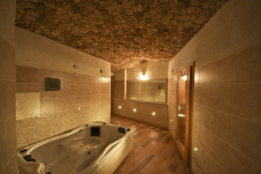 Agriturismo Crotto Di Somana Манделло-дель-Ларио Экстерьер фото