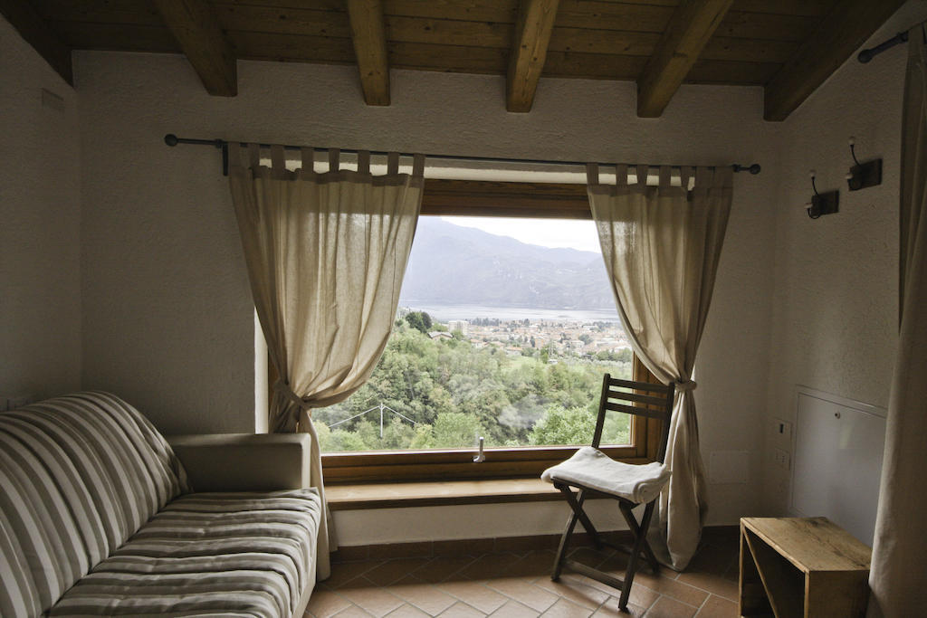 Agriturismo Crotto Di Somana Манделло-дель-Ларио Экстерьер фото